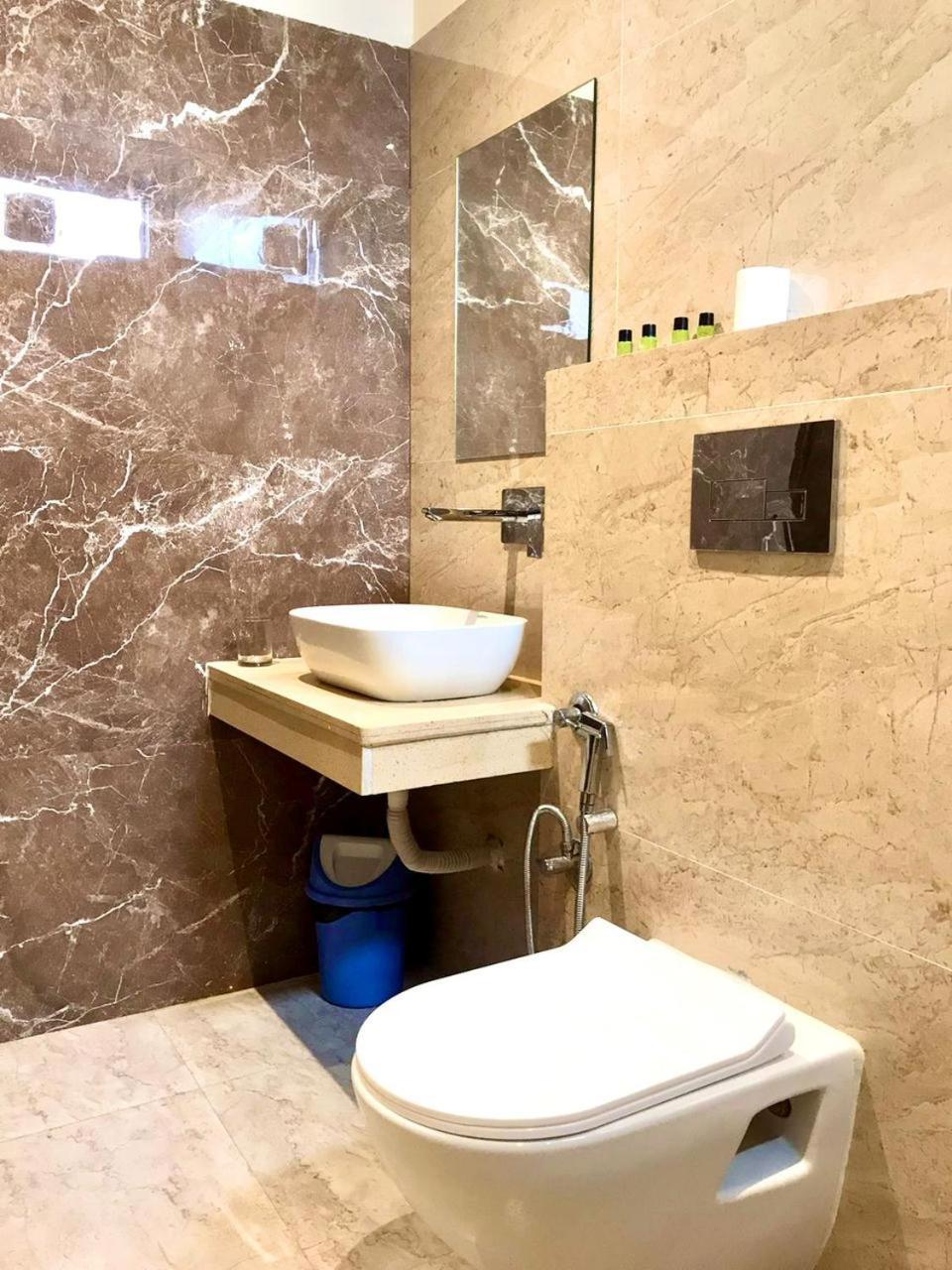 Hampton Hotel - 200 Mt From Golden Temple أمريتسار المظهر الخارجي الصورة
